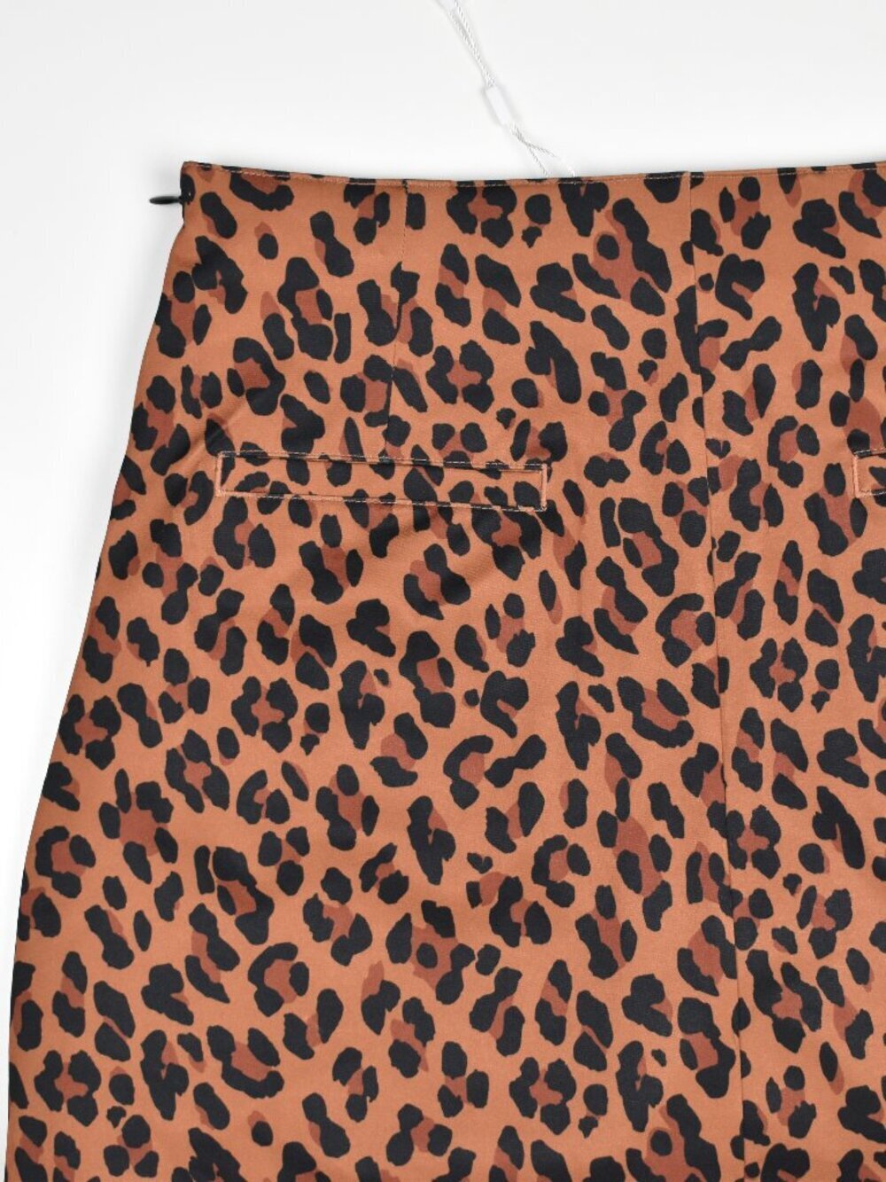 Lady Hagen 17" Wrap Skort Skirt Leopard NEW - 2 - Picture 4 of 7